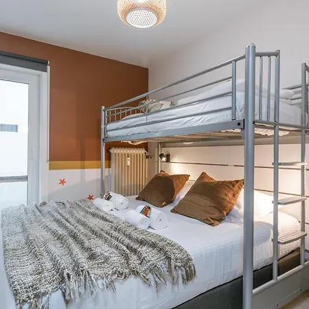 Modern 2 Bedroom Near The Sea Appartamento