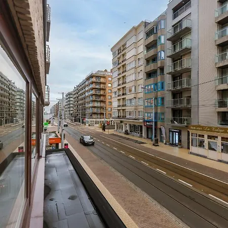 شقة Modern 2 Bedroom Near The Sea